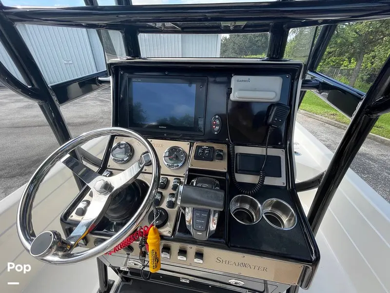 Slide: The Image of Shearwater 25 LTZ Limited Edition 2018 - 14707618