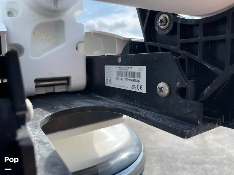 Slide: The Image of Shearwater 25 LTZ Limited Edition 2018 - 14707629