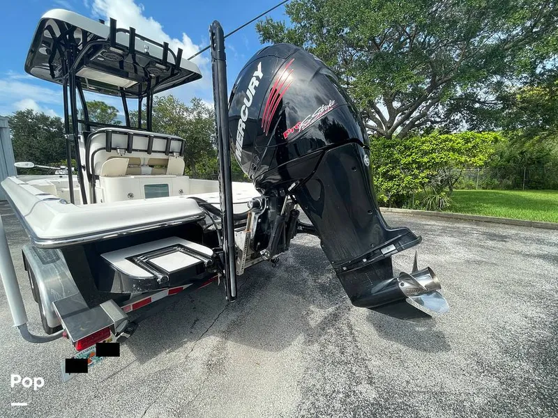 Slide: The Image of Shearwater 25 LTZ Limited Edition 2018 - 14707636