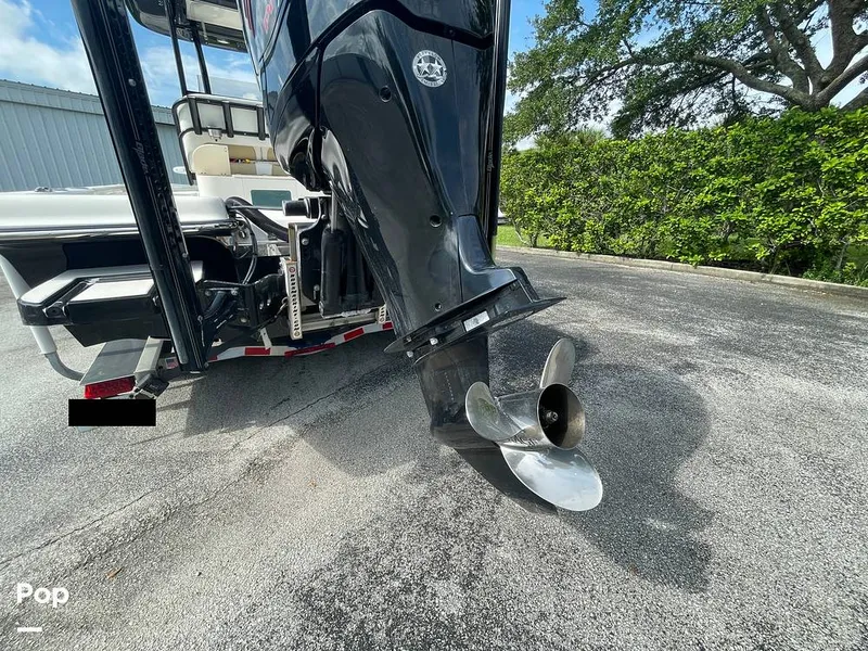 Slide: The Image of Shearwater 25 LTZ Limited Edition 2018 - 14707635