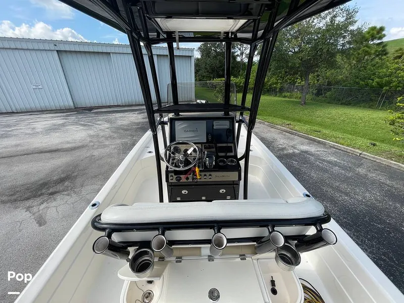 Slide: The Image of Shearwater 25 LTZ Limited Edition 2018 - 14707606