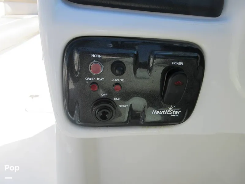 Slide: The Image of NauticStar 243DC 2017 - 14733505