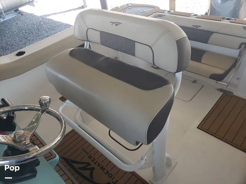Slide: The Image of Tidewater 232CC Adventure 2023 - 14790414