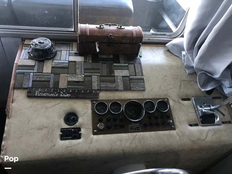 Slide: The Image of Gibson 36 Houseboat 1980 - 14787625