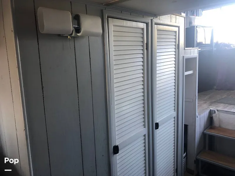 Slide: The Image of Gibson 36 Houseboat 1980 - 14787640