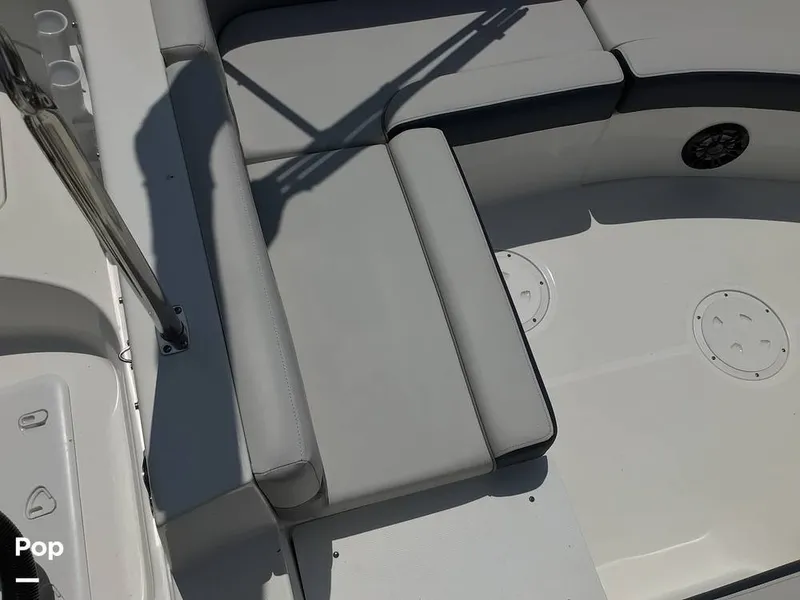 Slide: The Image of Hurricane SunDeck Sport 192 RL OB 2021 - 15738409