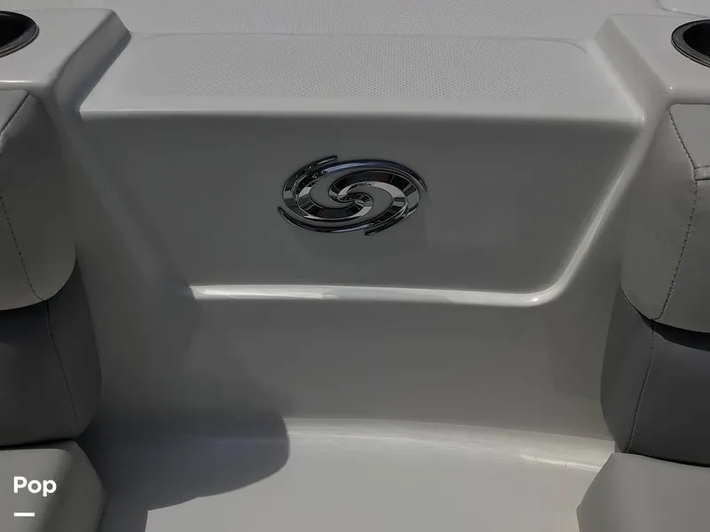 Slide: The Image of Hurricane SunDeck Sport 192 RL OB 2021 - 15738386