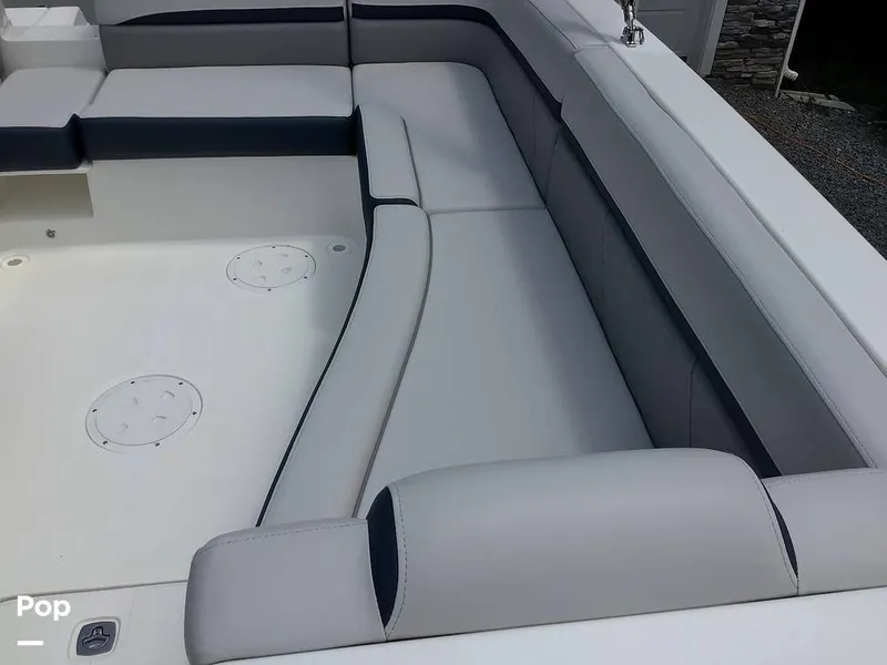 Slide: The Image of Hurricane SunDeck Sport 192 RL OB 2021 - 15738391