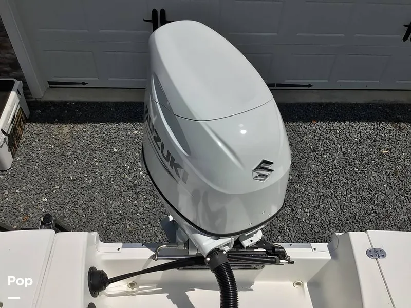 Slide: The Image of Hurricane SunDeck Sport 192 RL OB 2021 - 15738403