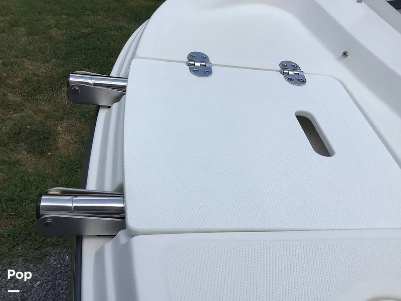 Slide: The Image of Hurricane SunDeck Sport 192 RL OB 2021 - 15738415