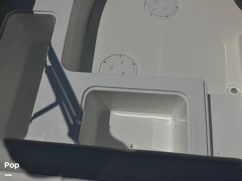 Slide: The Image of Hurricane SunDeck Sport 192 RL OB 2021 - 15738433