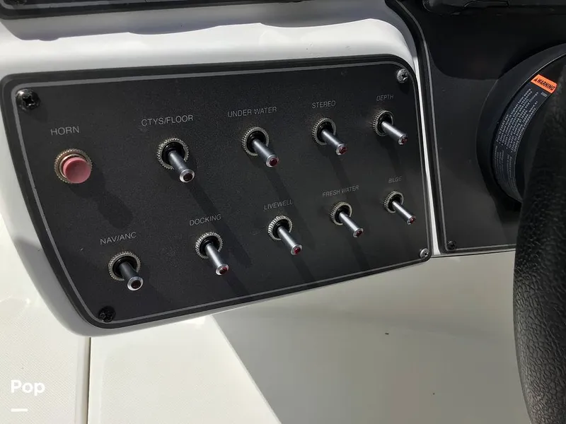 Slide: The Image of Hurricane SunDeck Sport 192 RL OB 2021 - 15738448