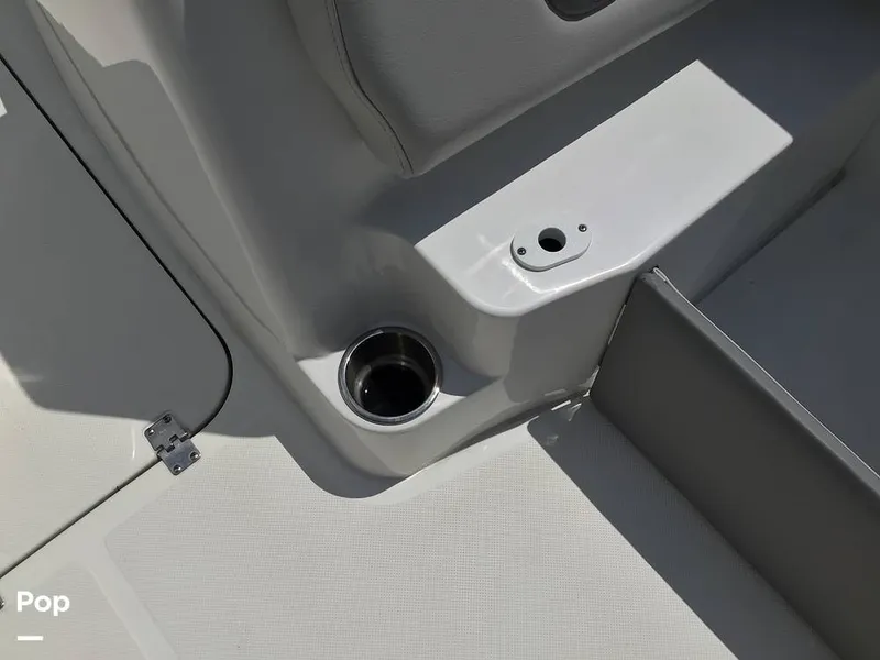 Slide: The Image of Hurricane SunDeck Sport 192 RL OB 2021 - 15738455