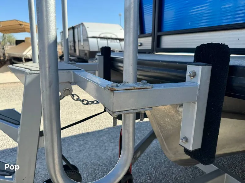 Slide: The Image of Aqua 255 SD 2019 - 14775845