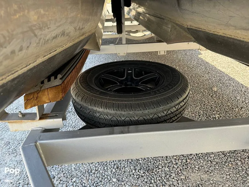 Slide: The Image of Spare Tire - 14775852