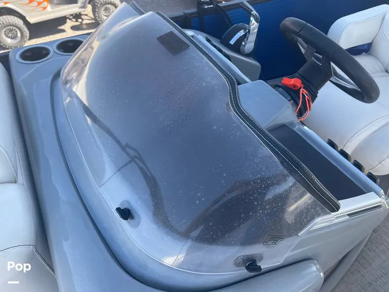 Slide: The Image of Aqua 255 SD 2019 - 14763169