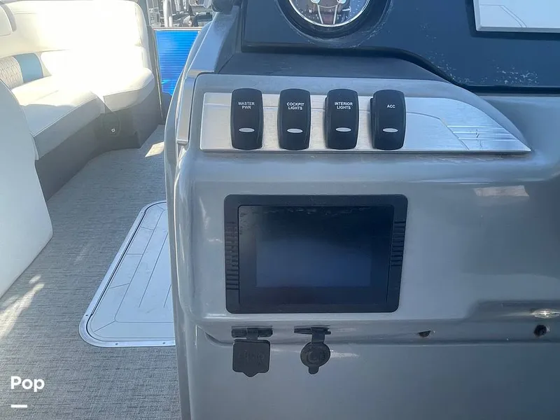 Slide: The Image of Aqua 255 SD 2019 - 14763175