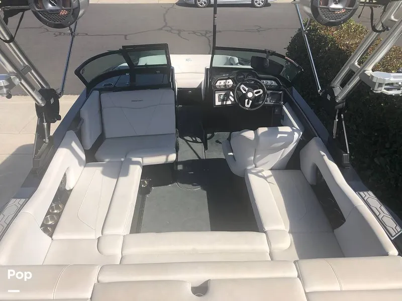 Slide: The Image of Mastercraft NXT20 2020 - 14802570