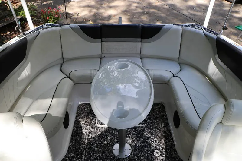 Slide: The Image of Cockpit Table - 14778110