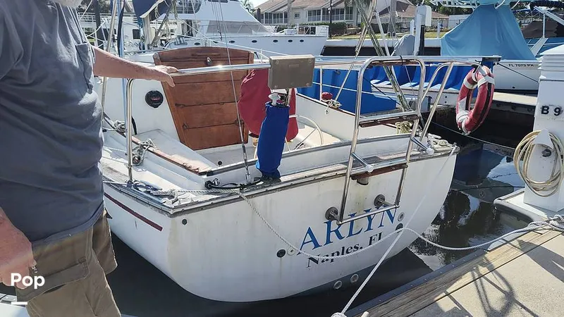 The Image of Island Packet 26 MKII 1984 - 16134555