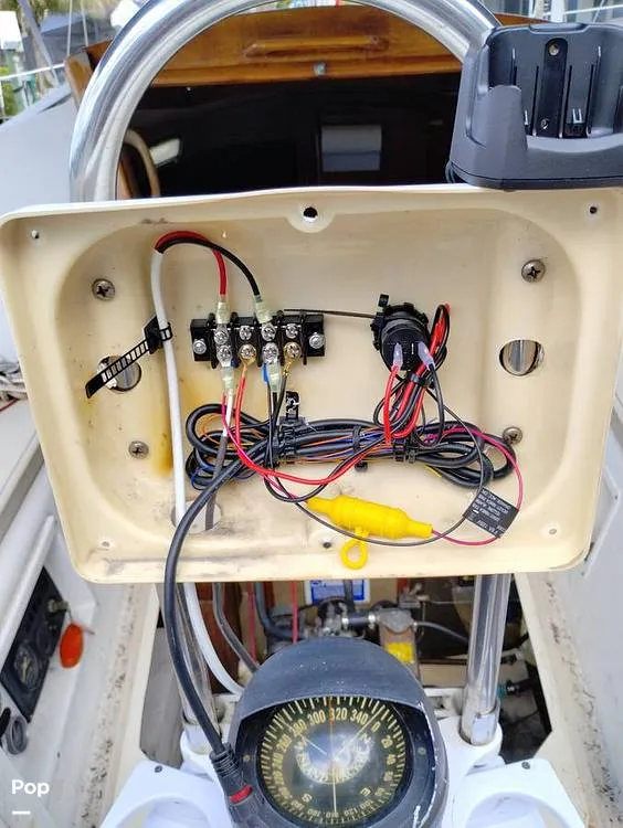 Slide: The Image of Island Packet 26 MKII 1984 - 14679544