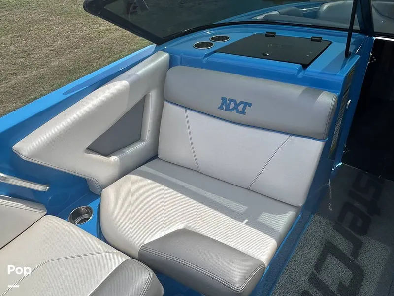 Slide: The Image of Mastercraft NXT22 2018 - 14706995