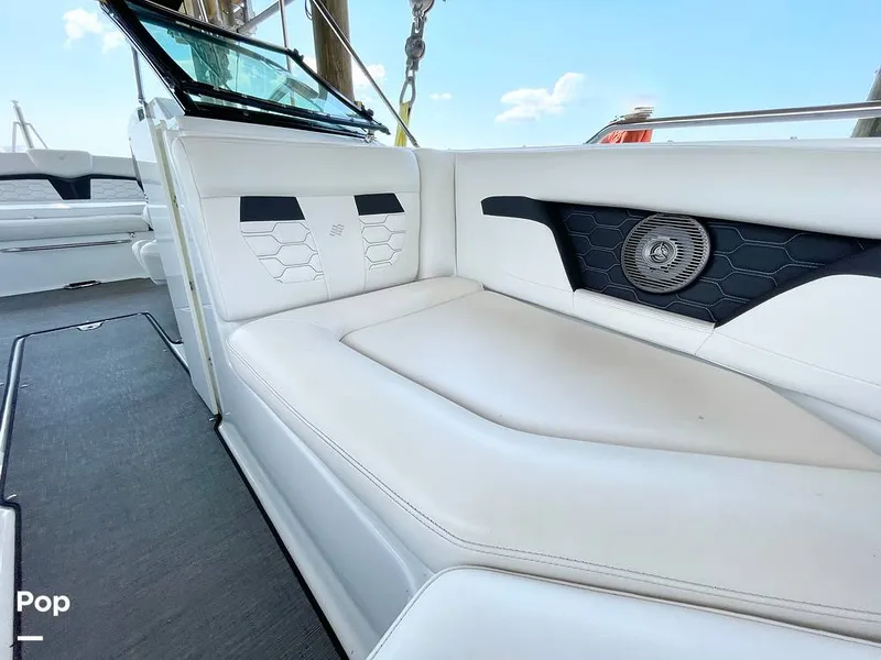 Slide: The Image of Bow Seating - 14742533