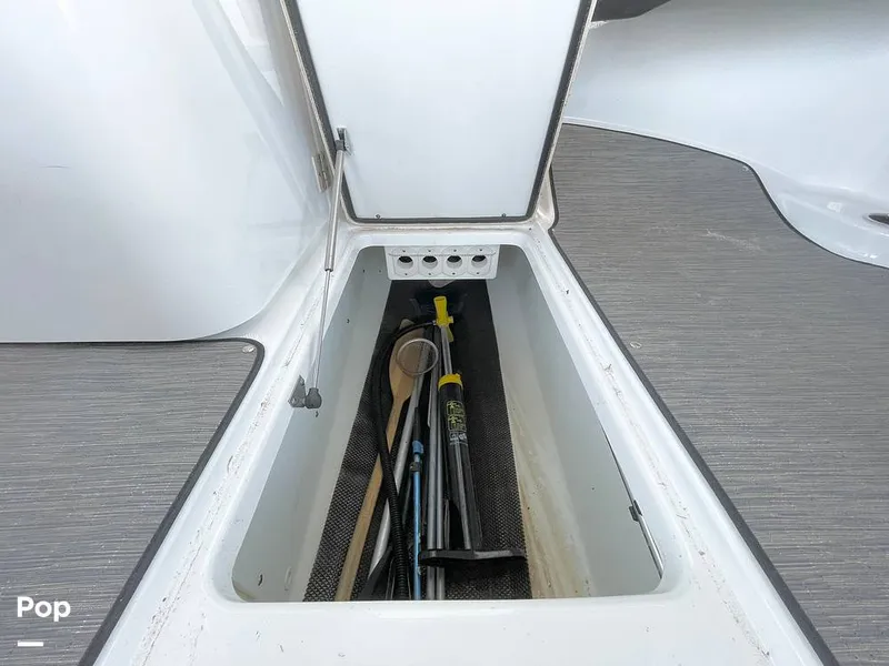 Slide: The Image of Ski Locker - 14742516