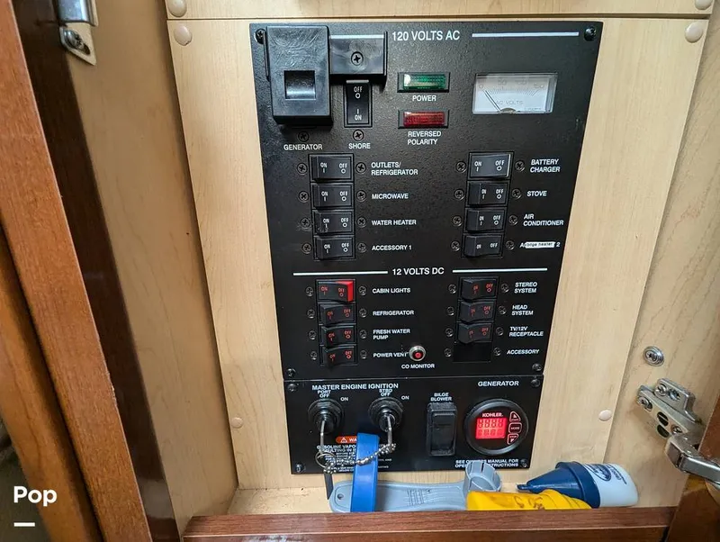 Slide: The Image of Sea Ray 330 Sundancer 2012 - 14703985