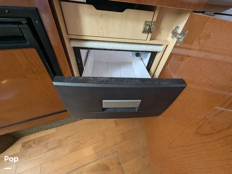 Slide: The Image of Sea Ray 330 Sundancer 2012 - 14703998