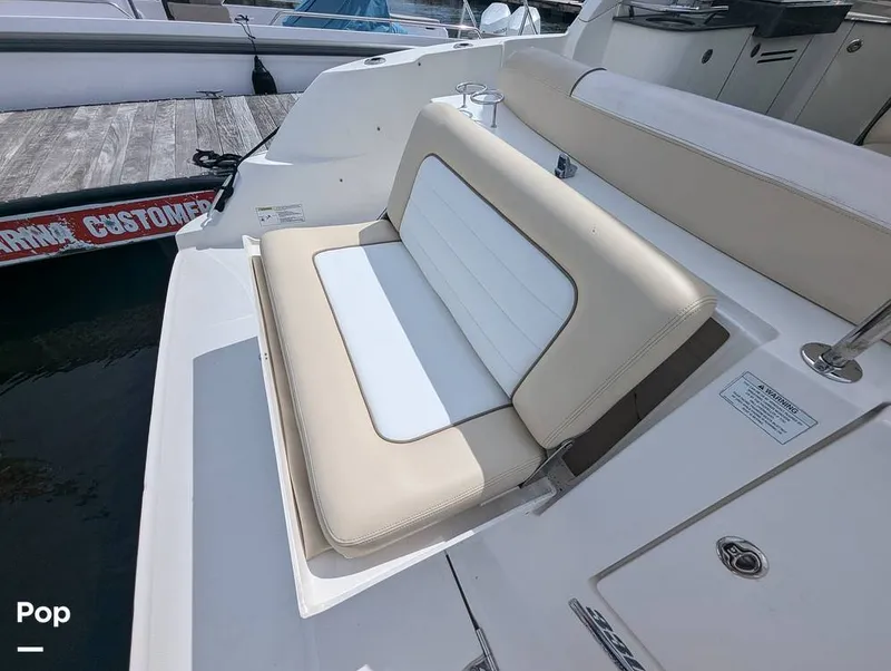 Slide: The Image of Sea Ray 330 Sundancer 2012 - 14704014