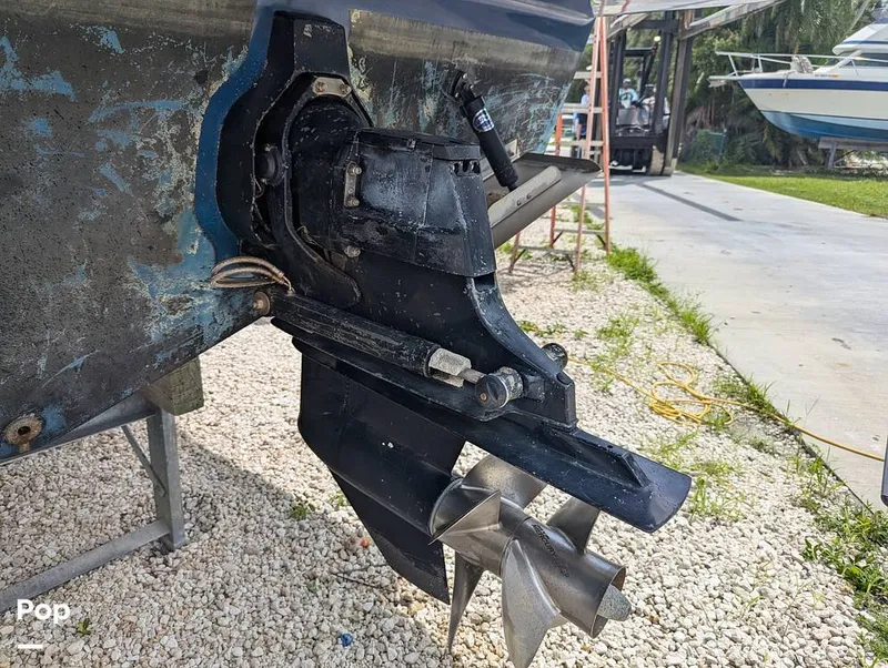 Slide: The Image of Sea Ray 330 Sundancer 2012 - 14704060