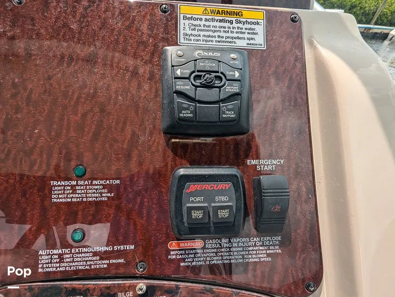 Slide: The Image of Sea Ray 330 Sundancer 2012 - 14703794