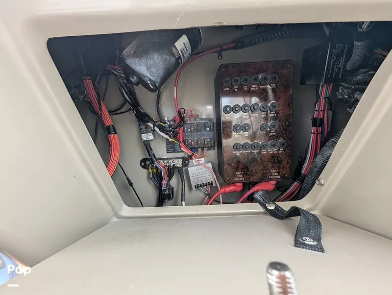 Slide: The Image of Sea Ray 330 Sundancer 2012 - 14703801