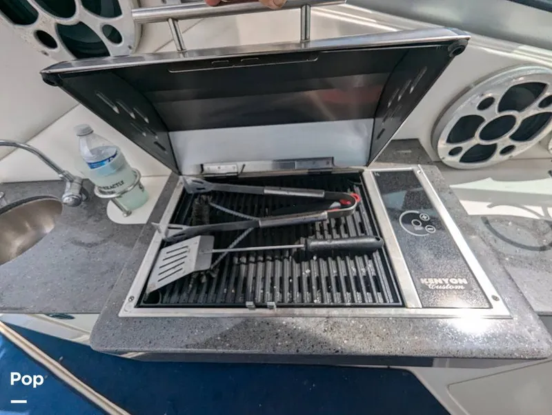 Slide: The Image of Sea Ray 330 Sundancer 2012 - 14703871