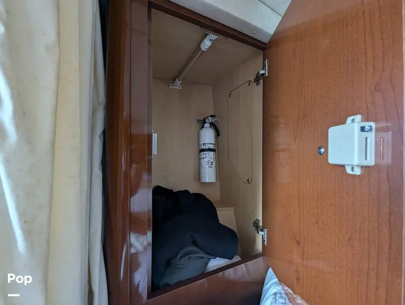 Slide: The Image of Sea Ray 330 Sundancer 2012 - 14703912