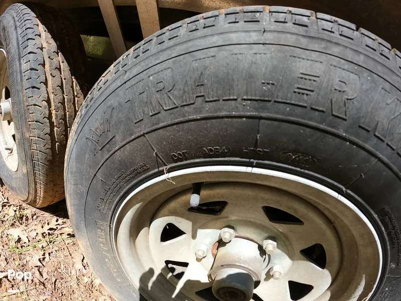 Slide: The Image of Grady-White 252 Sailfish 1994 - 16339429