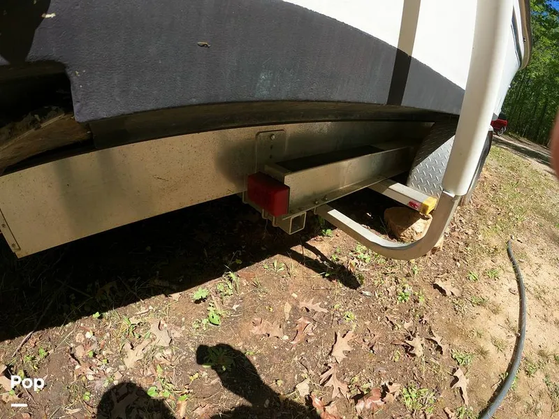 Slide: The Image of Grady-White 252 Sailfish 1994 - 16339431