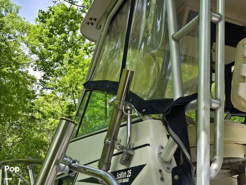 Slide: The Image of Grady-White 252 Sailfish 1994 - 16345757