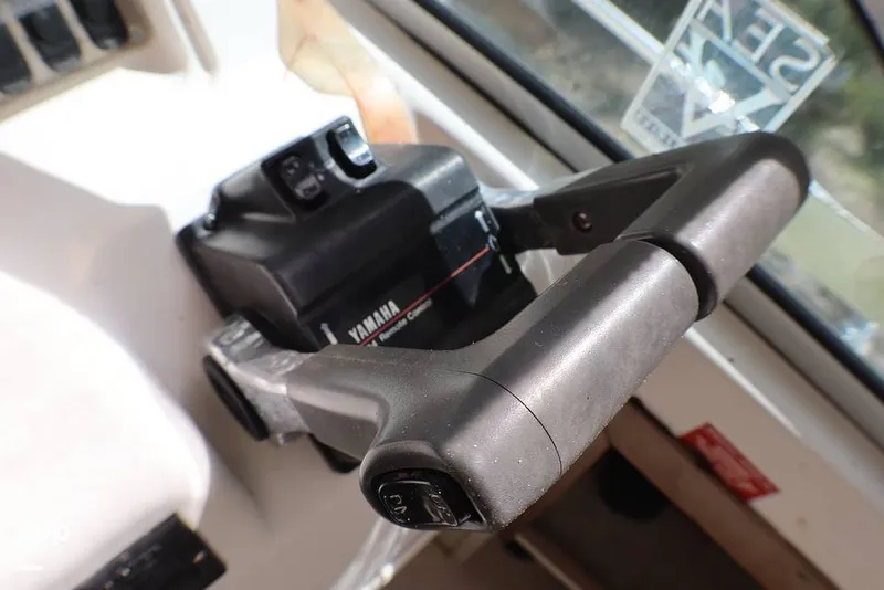 Slide: The Image of Grady-White 252 Sailfish 1994 - 16339353