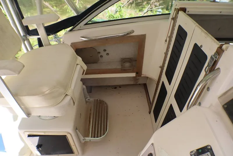 Slide: The Image of Grady-White 252 Sailfish 1994 - 16339394