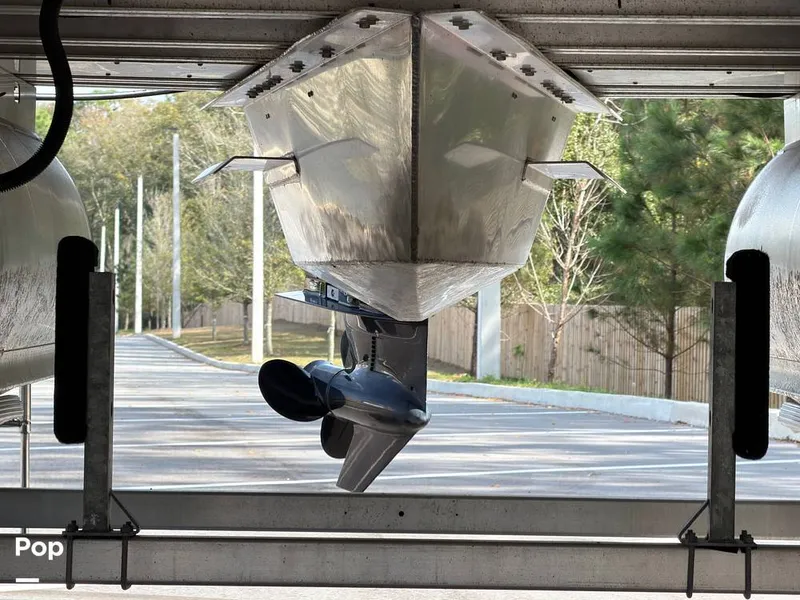 Slide: The Image of Bentley 220 FNC 2023 - 16242136