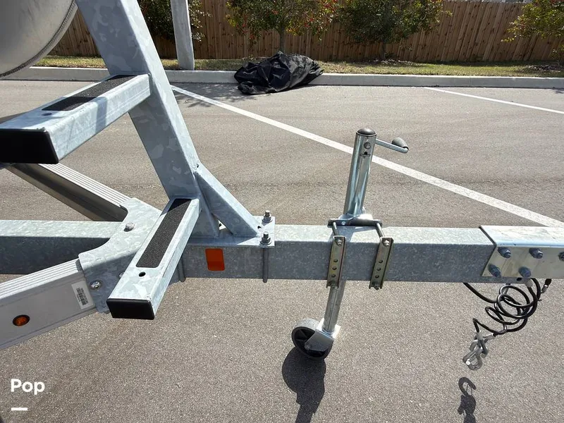 Slide: The Image of Bentley 220 FNC 2023 - 16242145