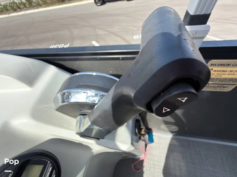 Slide: The Image of Bentley 220 FNC 2023 - 16242073