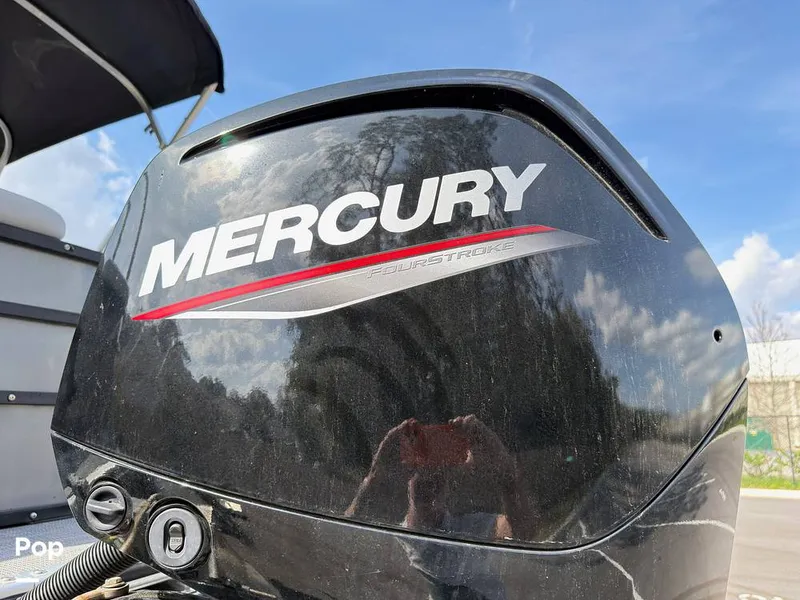 Slide: The Image of Bentley 220 FNC 2023 - 16242118