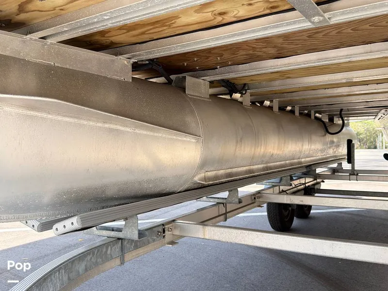 Slide: The Image of Bentley Pontoons 220 FNC 2023 - 16242135