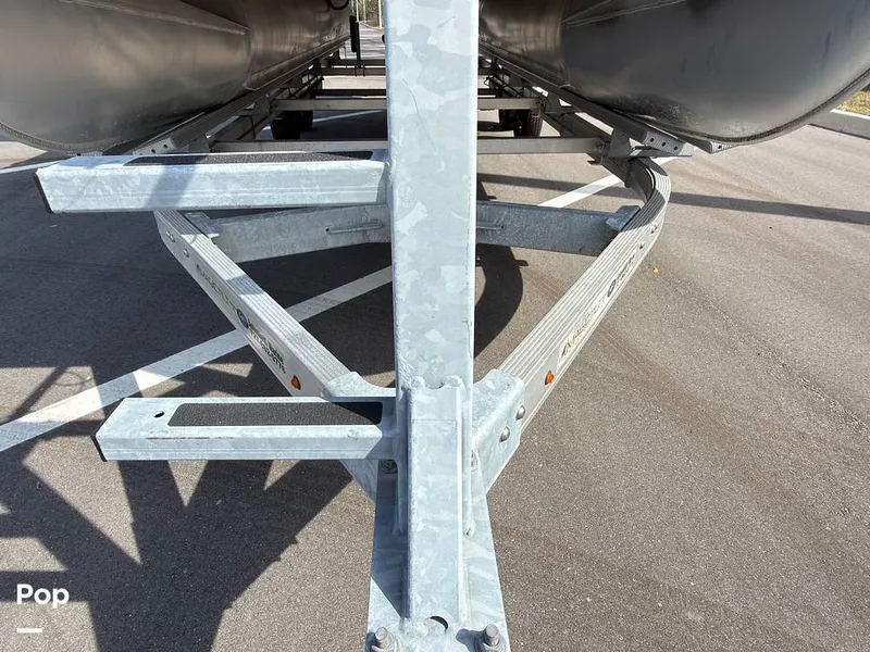 Slide: The Image of Bentley Pontoons 220 FNC 2023 - 16242139