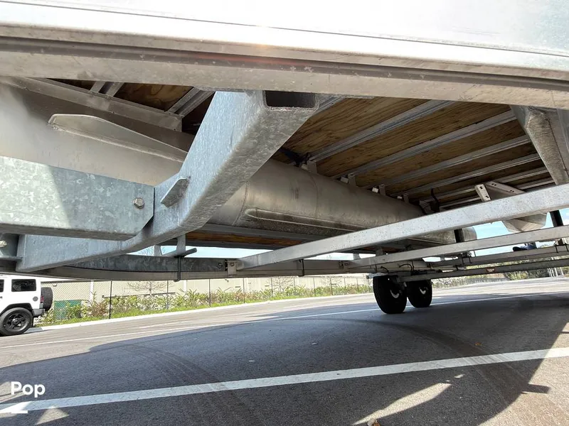 Slide: The Image of Bentley Pontoons 220 FNC 2023 - 16242160