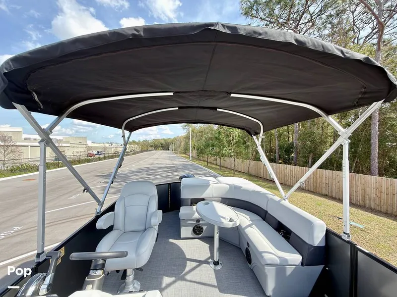 Slide: The Image of Bentley Pontoons 220 FNC 2023 - 16242050