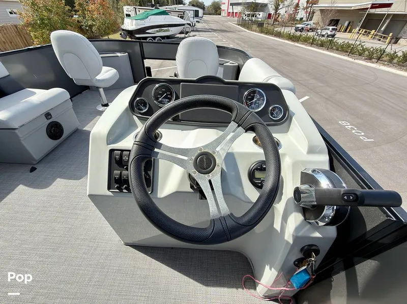 Slide: The Image of Bentley Pontoons 220 FNC 2023 - 16242035